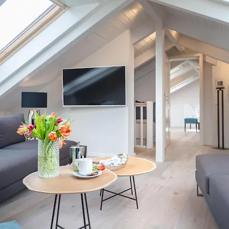 Sterntaucher * Vesterland